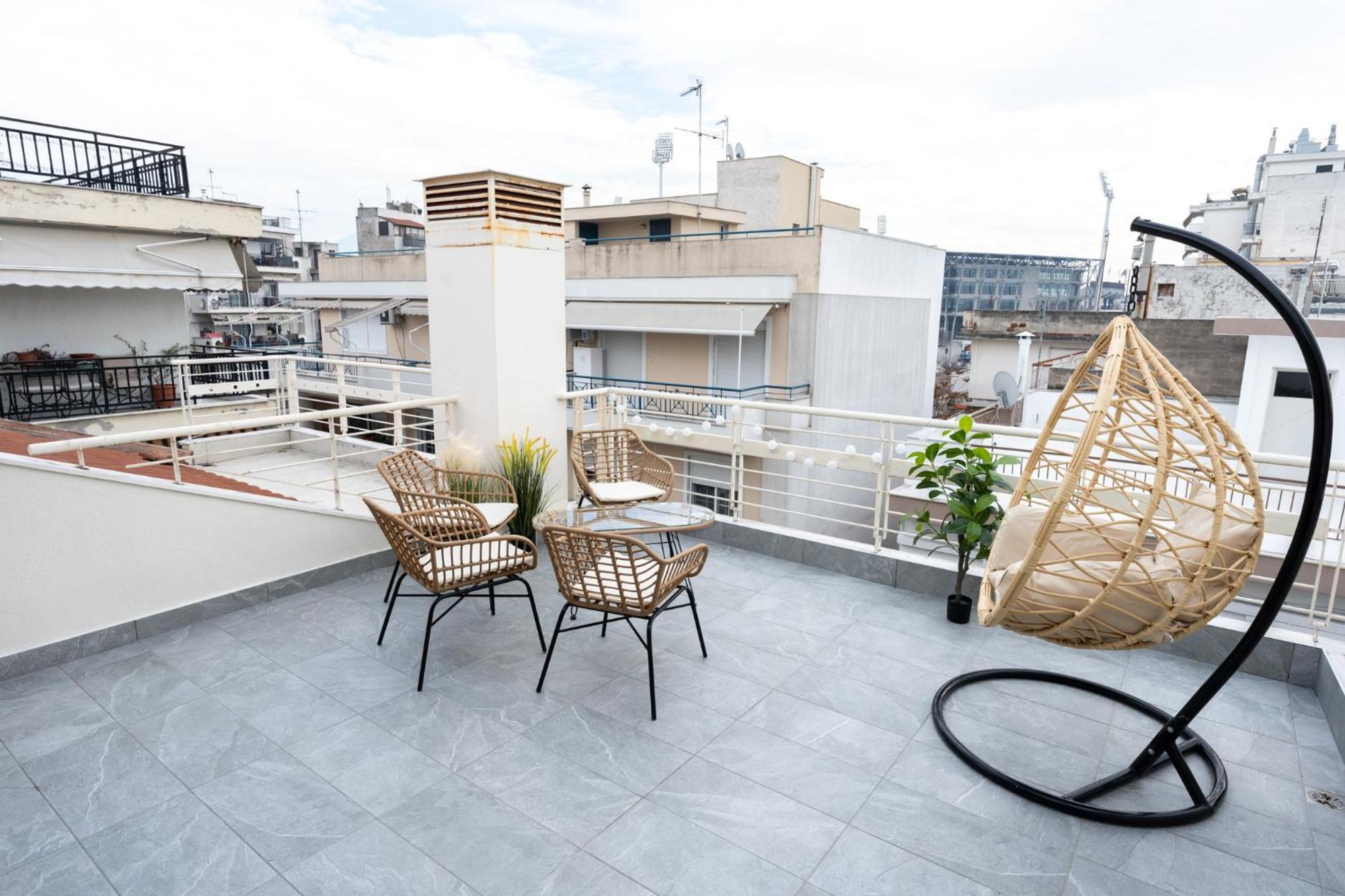 Pomegranate Luxury Penthouse Maisonette With Beautiful Terrace & Free Parking By Binobi ! Thessaloniki Exterior foto
