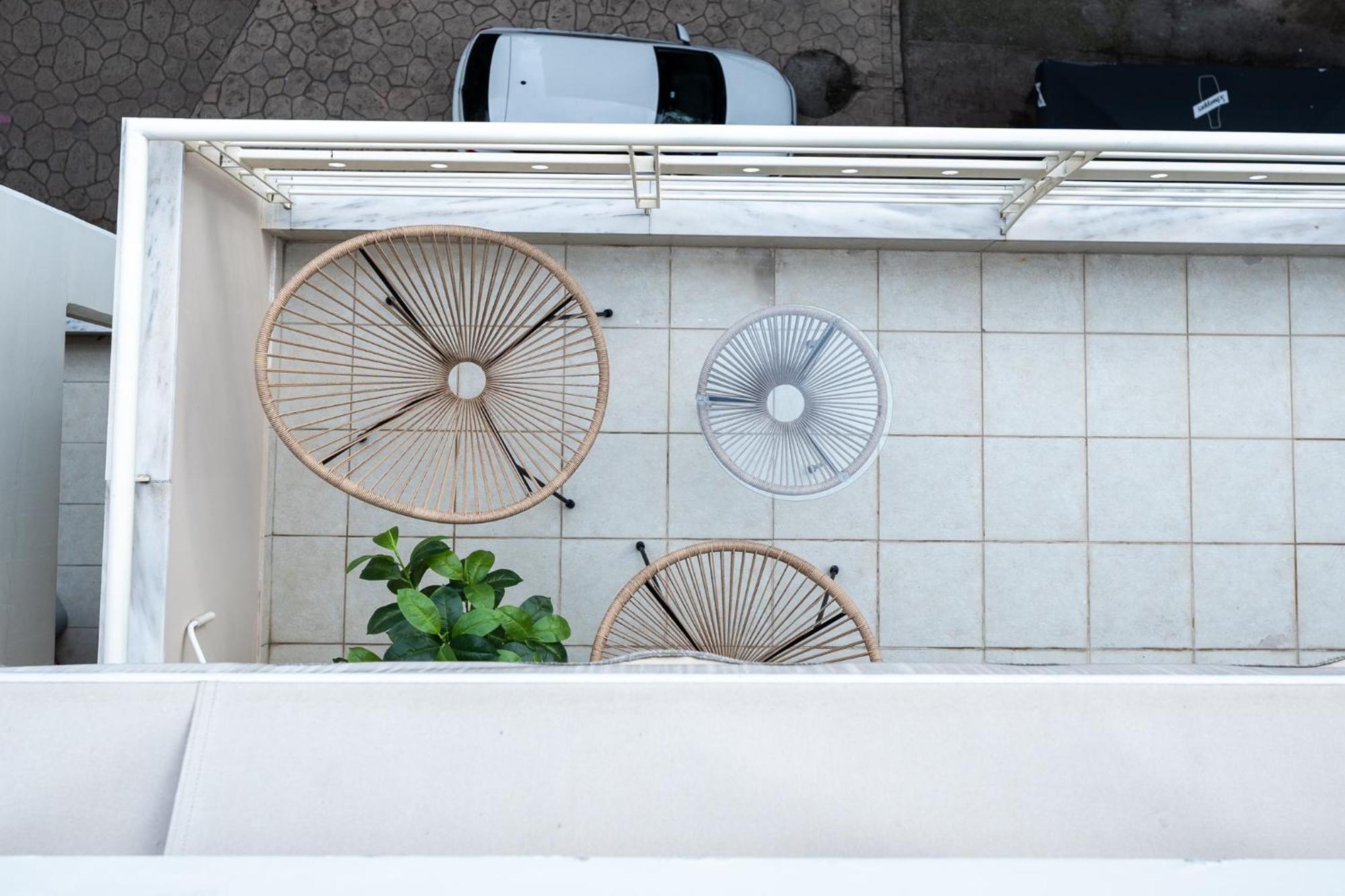 Pomegranate Luxury Penthouse Maisonette With Beautiful Terrace & Free Parking By Binobi ! Thessaloniki Exterior foto