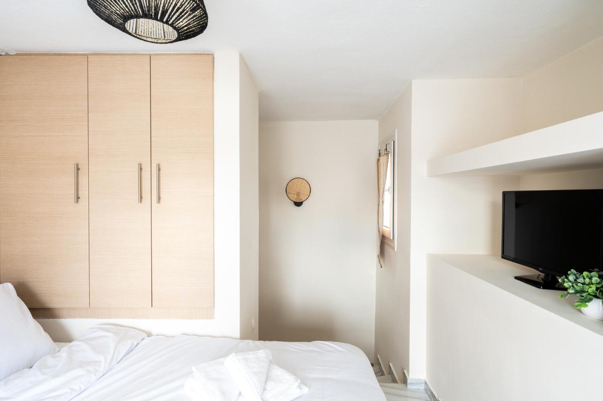 Pomegranate Luxury Penthouse Maisonette With Beautiful Terrace & Free Parking By Binobi ! Thessaloniki Exterior foto