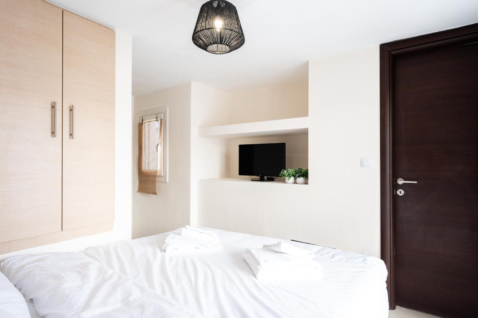 Pomegranate Luxury Penthouse Maisonette With Beautiful Terrace & Free Parking By Binobi ! Thessaloniki Exterior foto